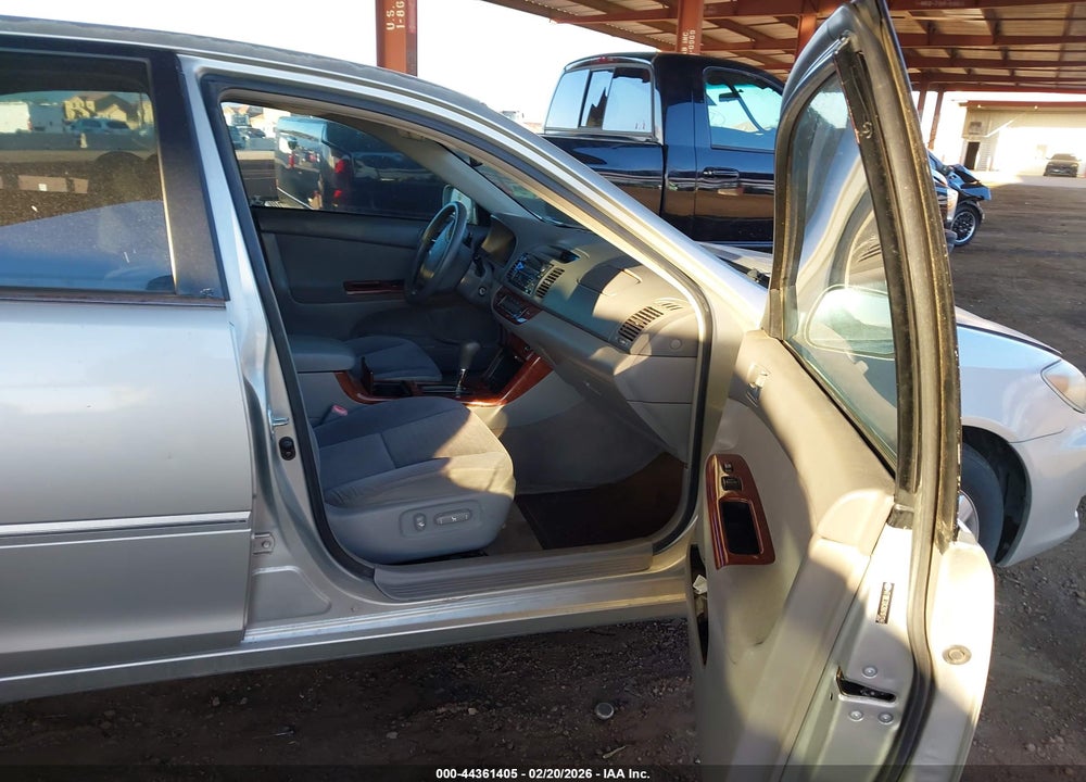 2006 TOYOTA CAMRY XLE VIN: 4T1BE32K26U161246