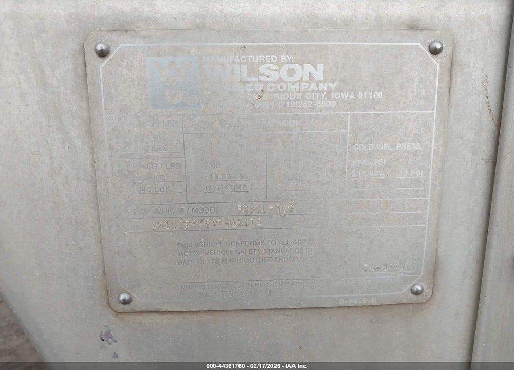 2000 WILSON TRAILER CO LIVESTOCK SEMI TRAILER VIN: 1W1UCSYF6YD523174