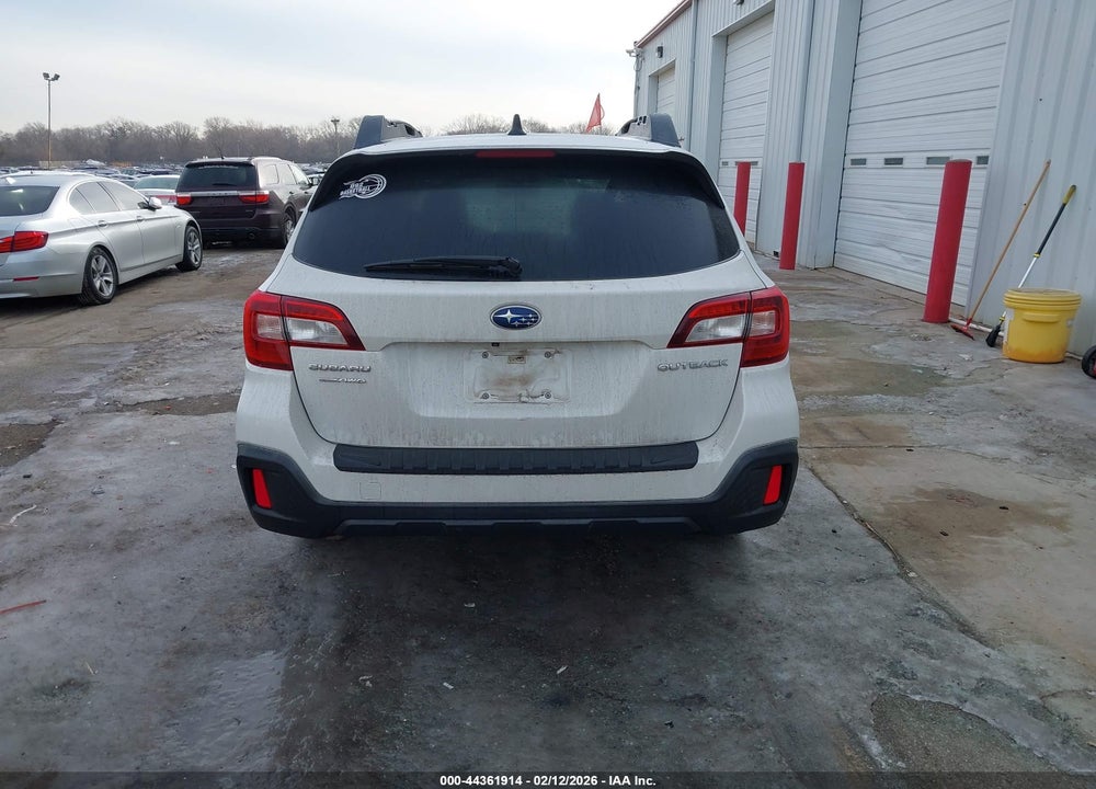 2018 SUBARU OUTBACK PREMIUM VIN: 4S4BSACC0J3281386