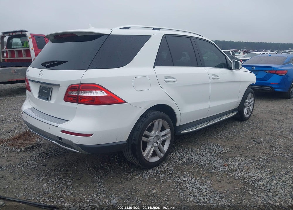 2015 MERCEDES-BENZ ML 350 VIN: 4JGDA5JB7FA587856