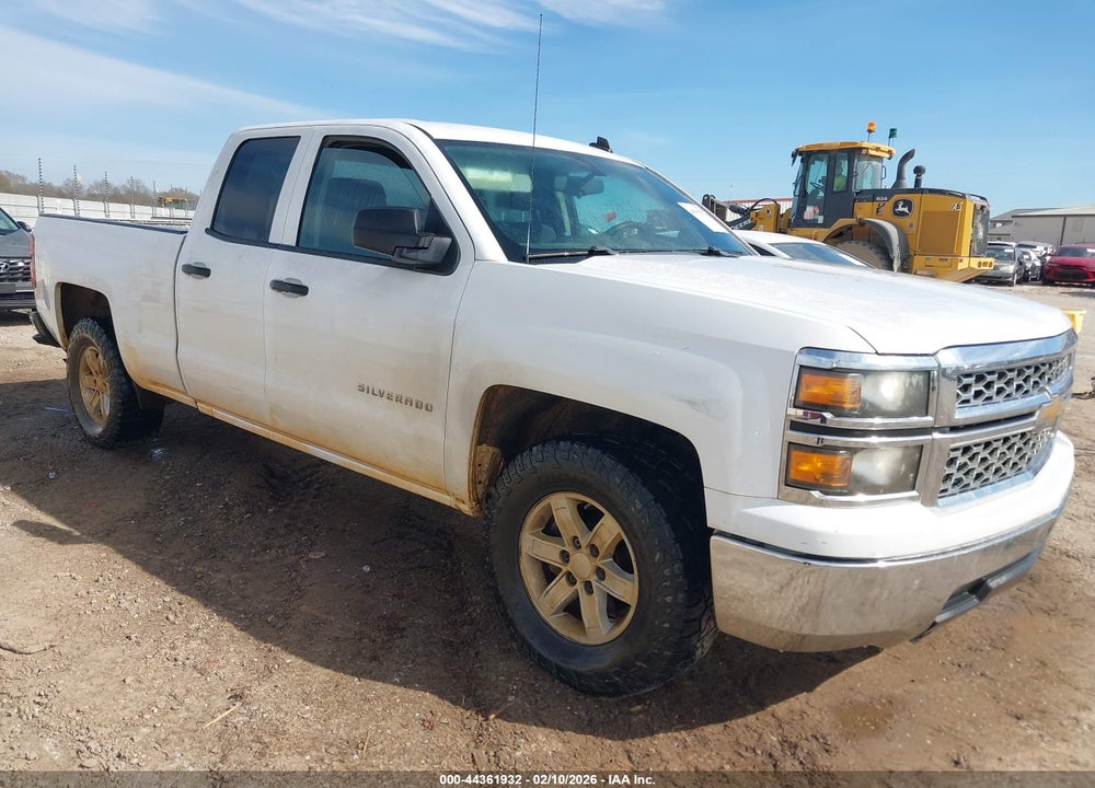 2014 CHEVROLET SILVERADO 1500 1LT VIN: 1GCRCREC6EZ186958