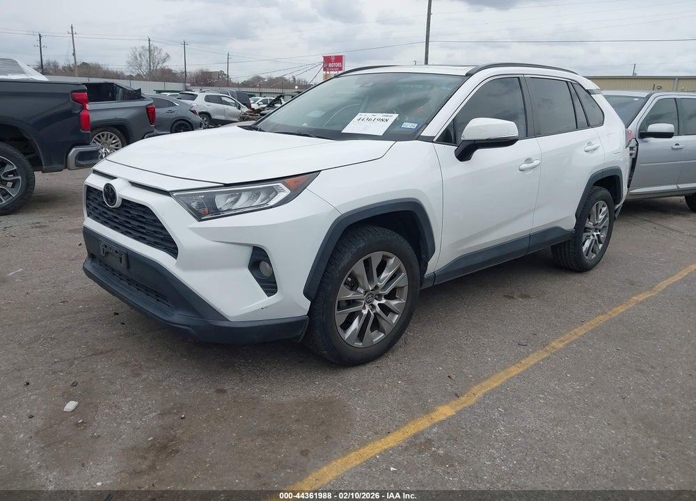 2020 TOYOTA RAV4 XLE PREMIUM VIN: 2T3C1RFVXLW073331
