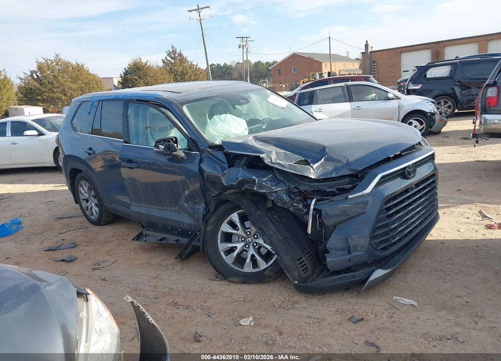 2025 TOYOTA GRAND HIGHLANDER LIMITED VIN: 5TDAAAB57SS087041