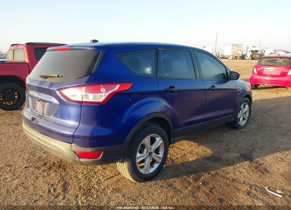 2015 FORD ESCAPE S VIN: 1FMCU0F75FUA31229