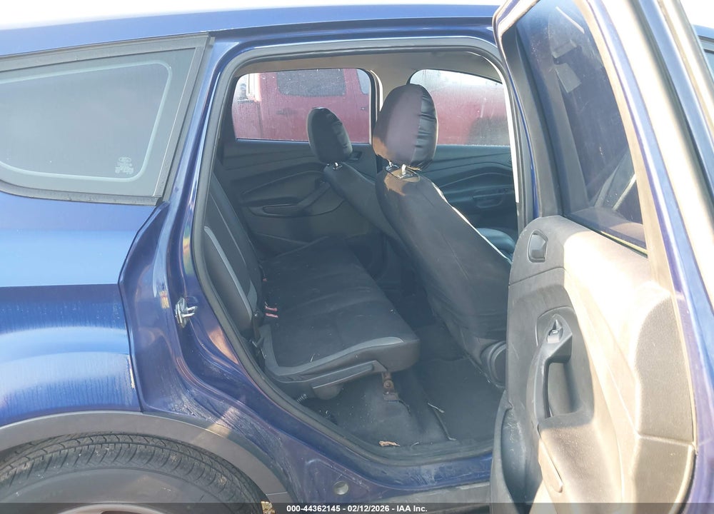 2015 FORD ESCAPE S VIN: 1FMCU0F75FUA31229