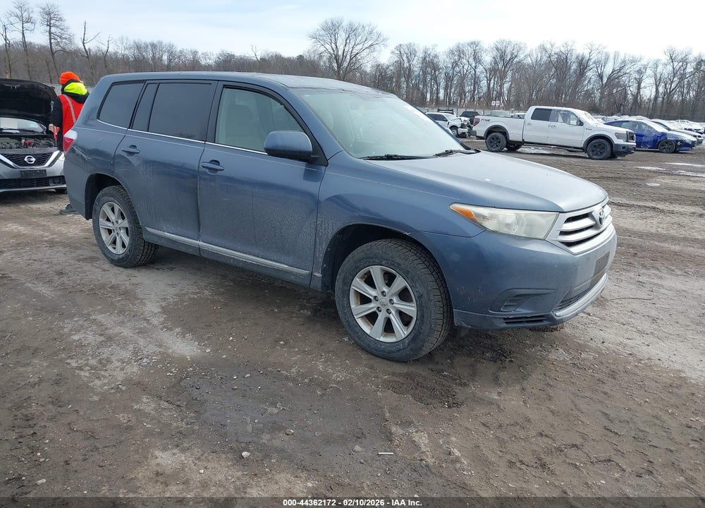 2013 TOYOTA HIGHLANDER BASE V6 VIN: 5TDBK3EH6DS199237