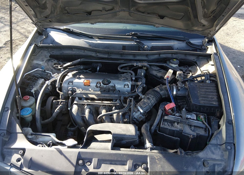 2010 HONDA ACCORD 2.4 EX-L VIN: 1HGCP2F85AA050956