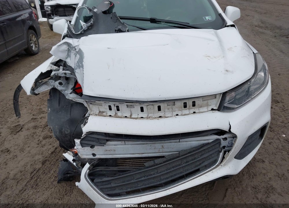 2018 CHEVROLET TRAX LS VIN: 3GNCJNSB7JL417102