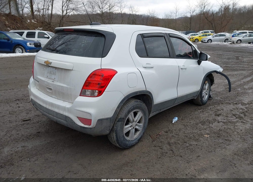 2018 CHEVROLET TRAX LS VIN: 3GNCJNSB7JL417102