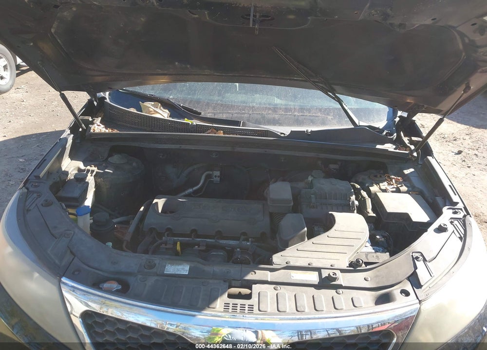 2011 KIA SORENTO LX VIN: 5XYKT4A17BG183442