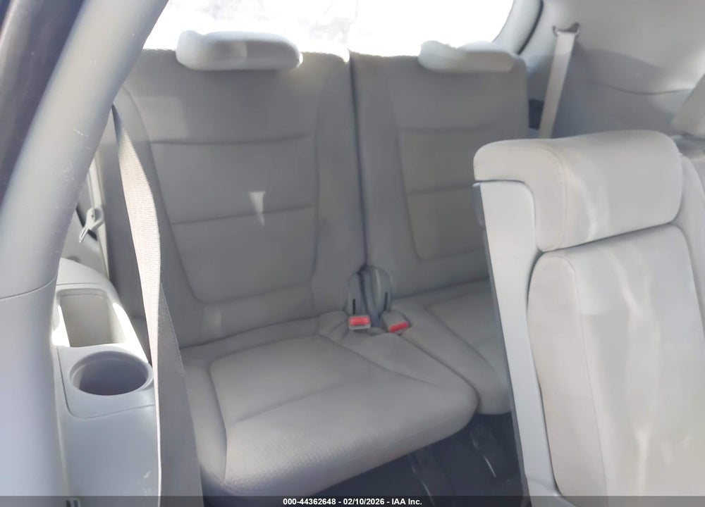 2011 KIA SORENTO LX VIN: 5XYKT4A17BG183442