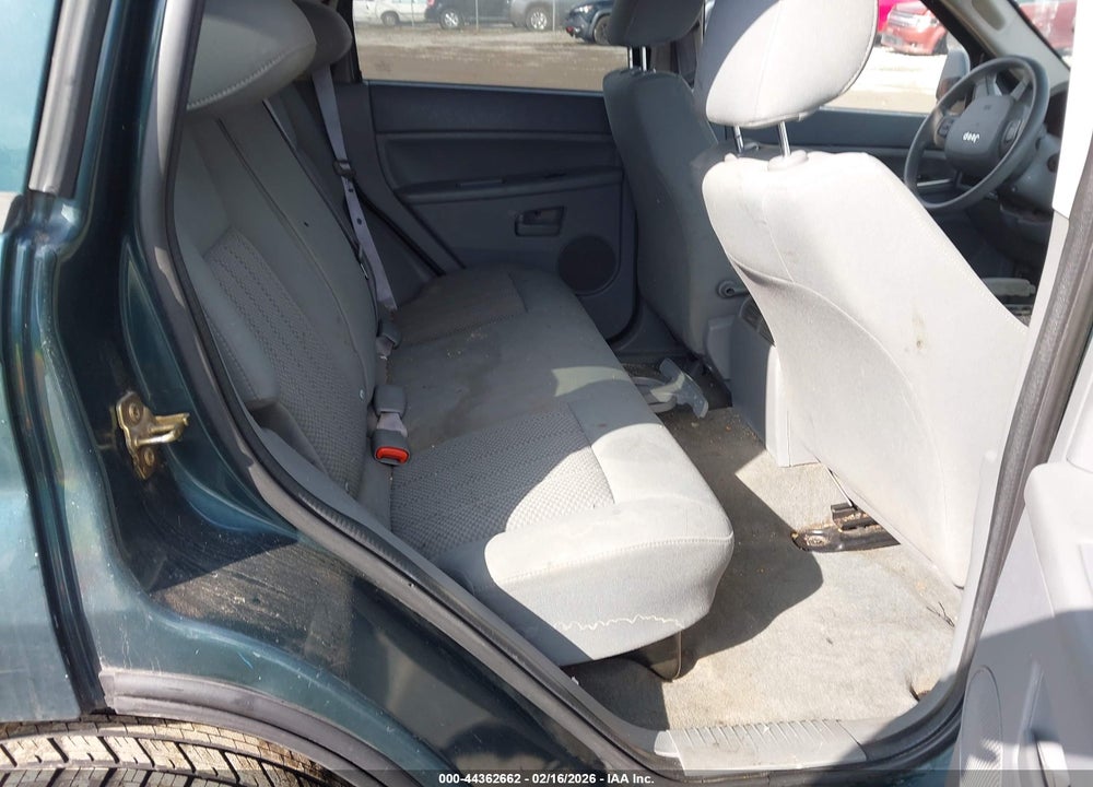 2005 JEEP GRAND CHEROKEE LAREDO VIN: 1J4HR48N45C630300