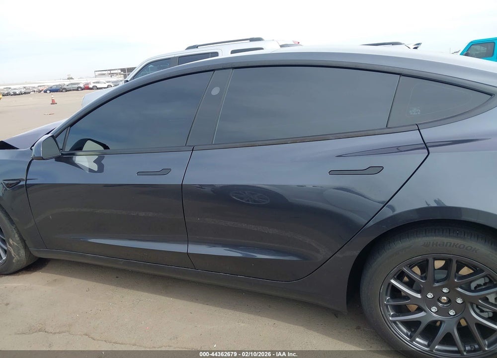 2025 TESLA MODEL 3 LONG RANGE REAR-WHEEL DRIVE/STANDARD REAR-WHEEL DRIVE VIN: 5YJ3E1EA3SF018132