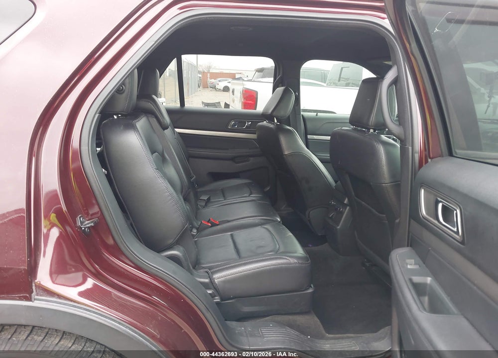 2018 FORD EXPLORER XLT VIN: 1FM5K7D8XJGA66519