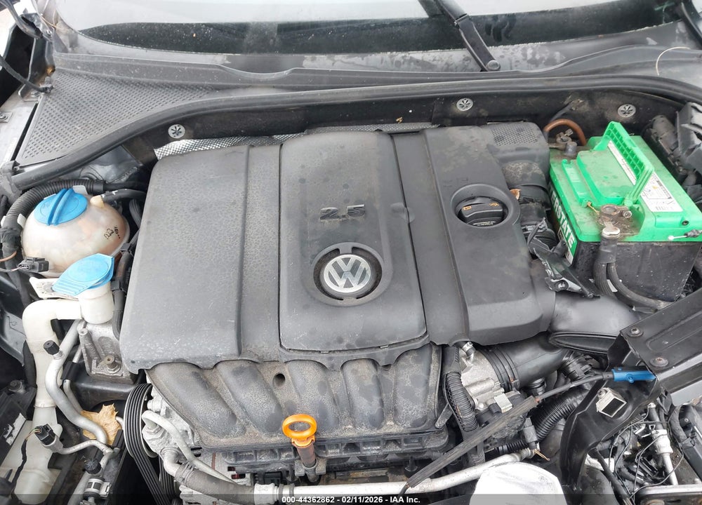 2013 VOLKSWAGEN PASSAT 2.5L S VIN: 1VWAP7A30DC078037