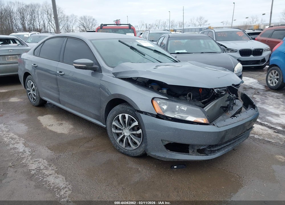 2013 VOLKSWAGEN PASSAT 2.5L S VIN: 1VWAP7A30DC078037