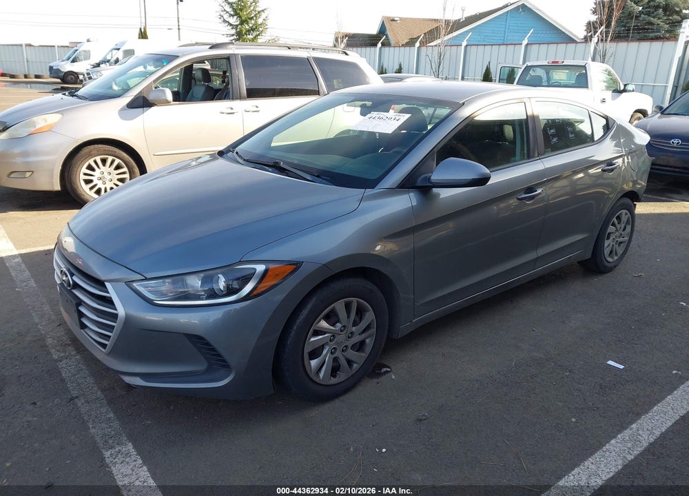 2018 HYUNDAI ELANTRA SE VIN: KMHD74LF2JU450517
