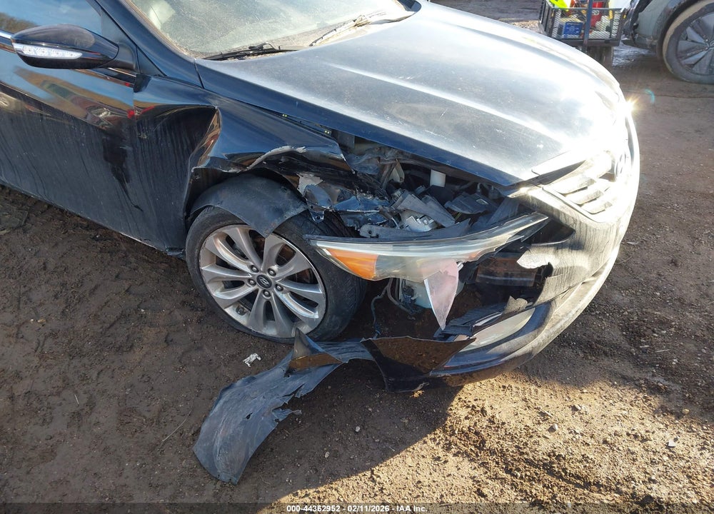 2011 HYUNDAI SONATA LIMITED 2.0T VIN: 5NPEC4ABXBH215718