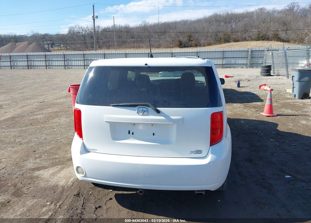 2008 SCION XB VIN: JTLKE50E581059297
