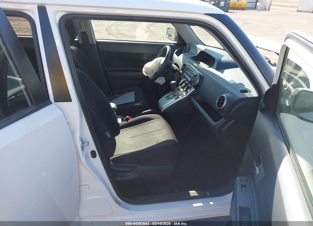 2008 SCION XB VIN: JTLKE50E581059297