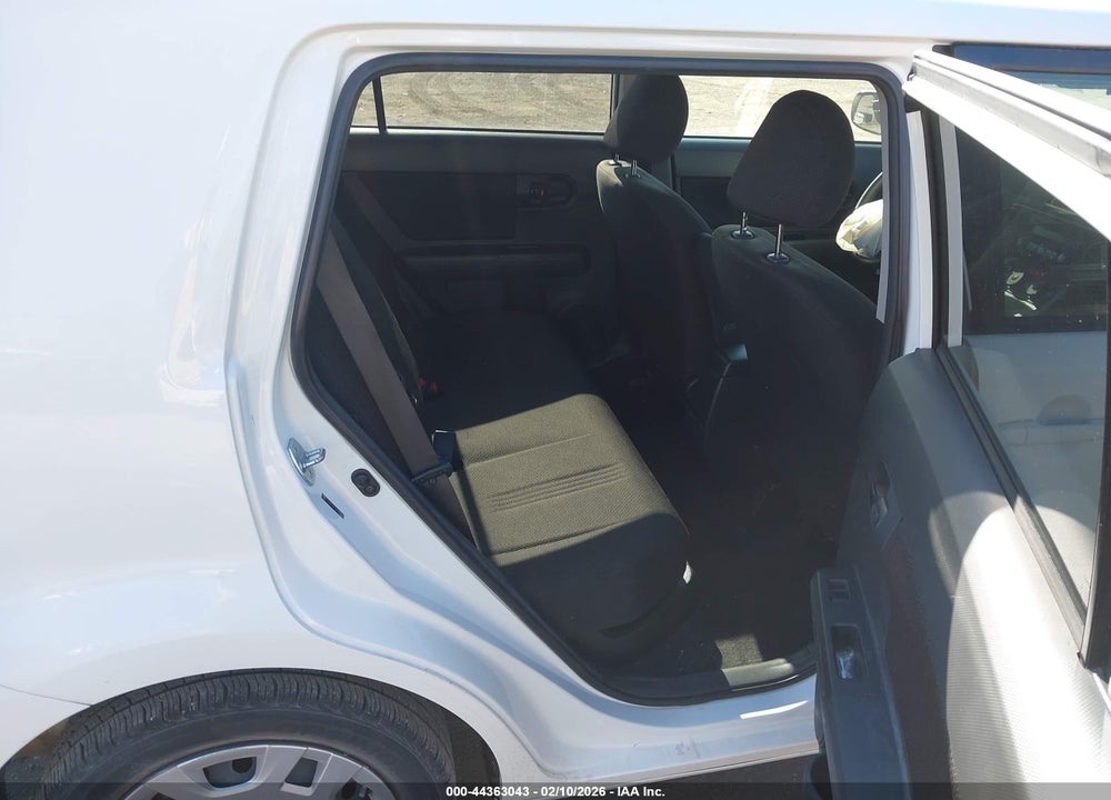 2008 SCION XB VIN: JTLKE50E581059297