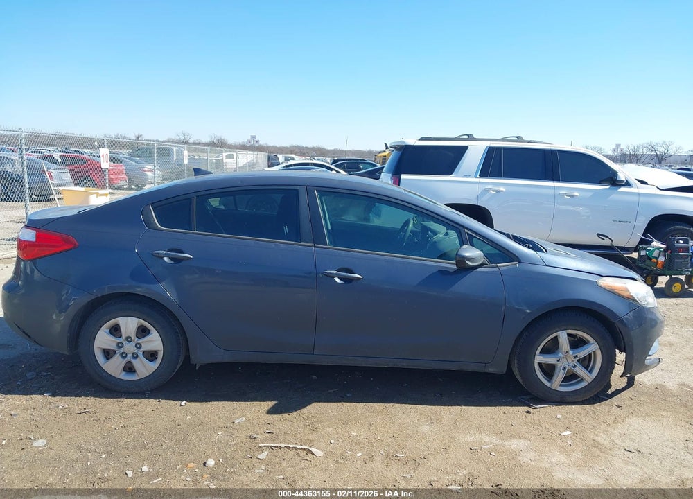 2016 KIA FORTE LX VIN: KNAFK4A62G5480955