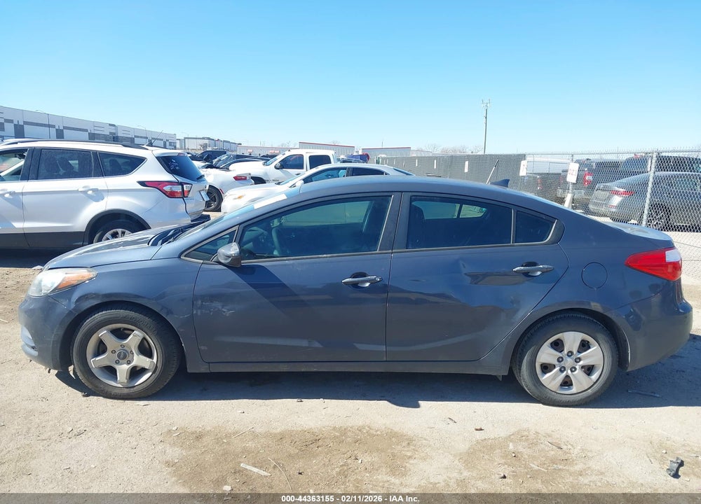 2016 KIA FORTE LX VIN: KNAFK4A62G5480955