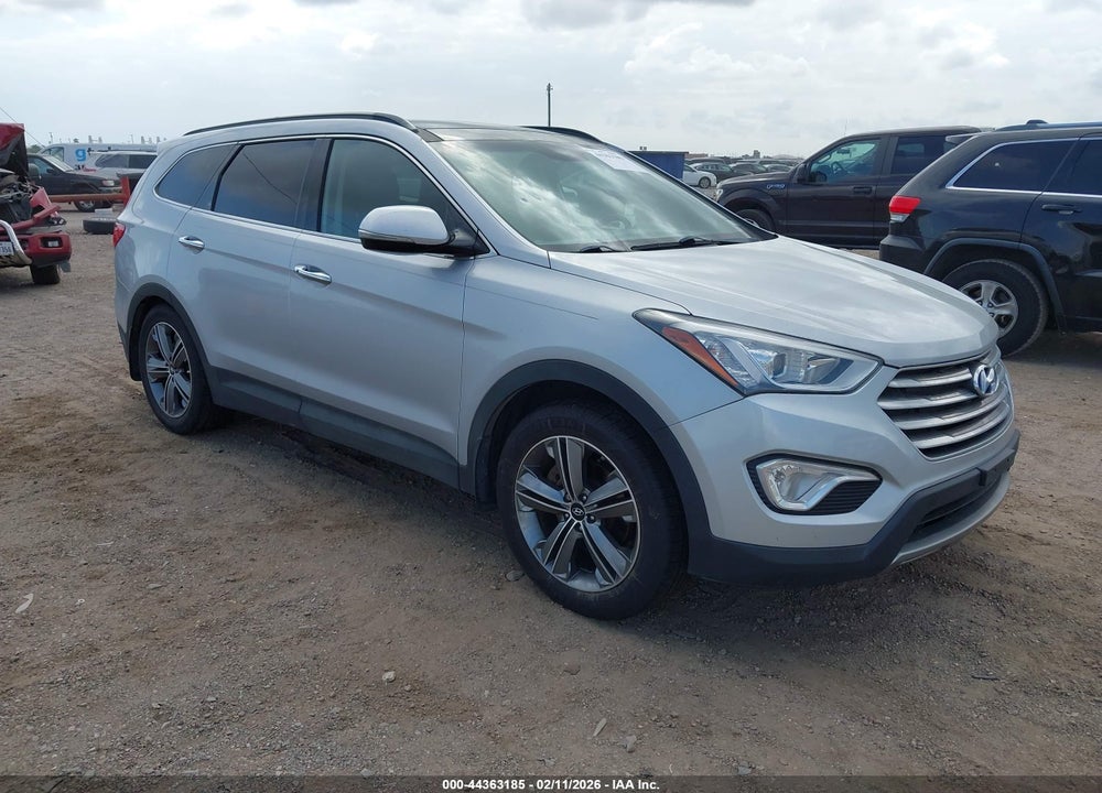 2016 HYUNDAI SANTA FE LIMITED VIN: KM8SRDHF0GU158660