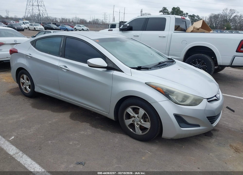 2015 HYUNDAI ELANTRA SE VIN: 5NPDH4AE6FH567000