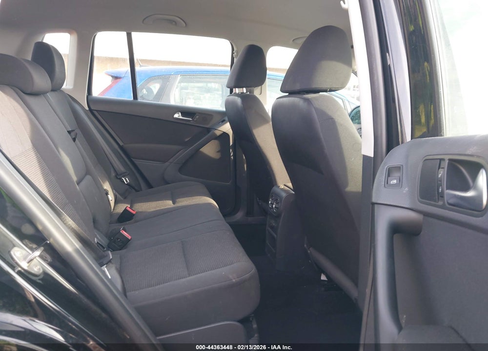 2013 VOLKSWAGEN TIGUAN S VIN: WVGBV7AX9DW549256