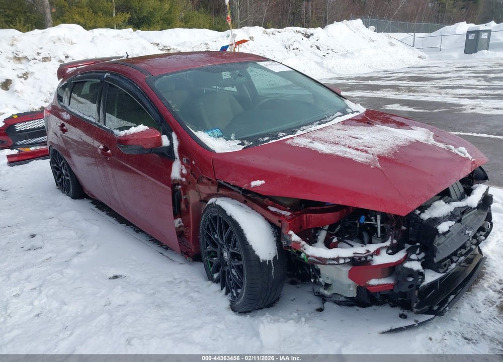 2015 FORD FOCUS SE VIN: 1FADP3K29FL364816