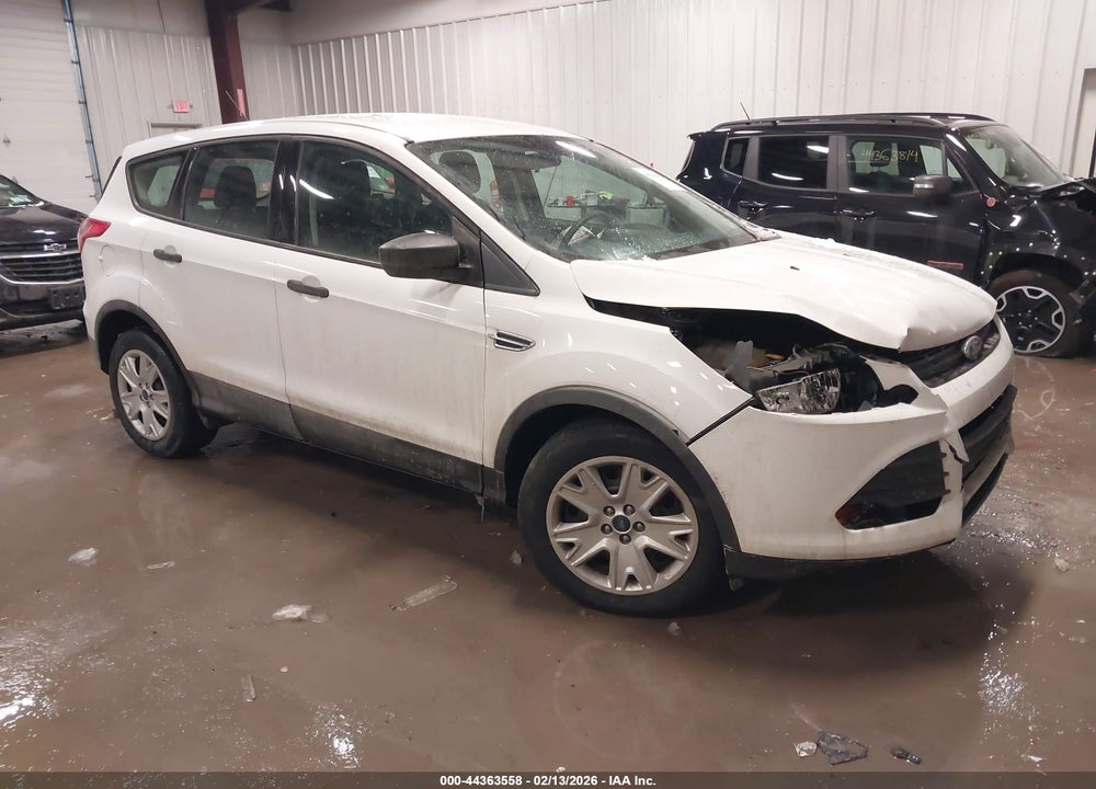 2016 FORD ESCAPE S VIN: 1FMCU0F76GUA82112