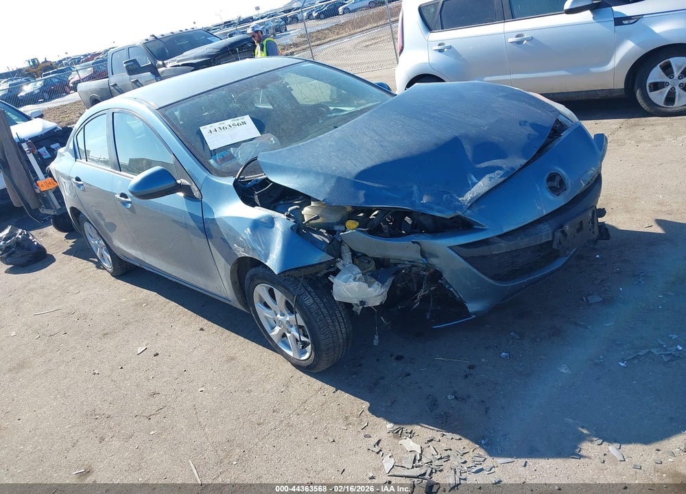 2011 MAZDA 3 I TOURING VIN: JM1BL1VFXB1447919