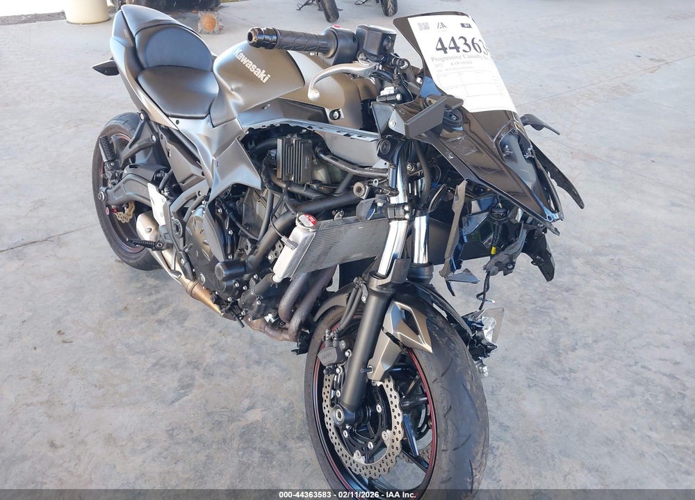 2022 KAWASAKI EX650 N VIN: ML5EXEN11NDA49821