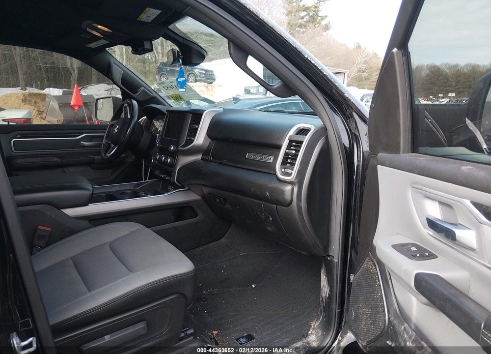 2022 RAM 1500 BIG HORN  4X4 5'7 BOX VIN: 1C6SRFFT1NN145570