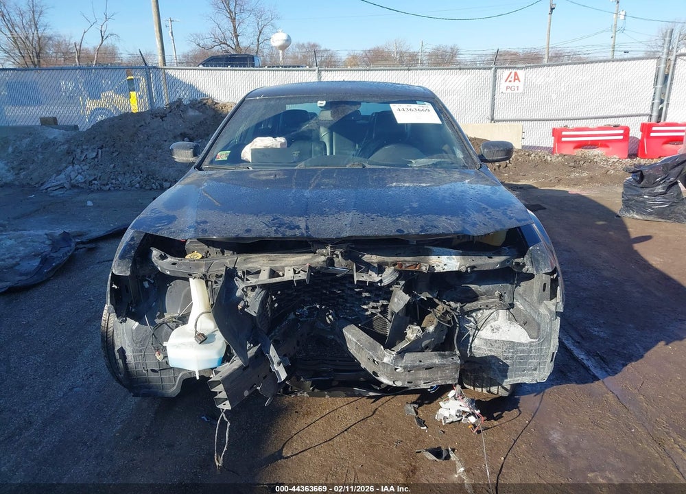 2019 CHRYSLER 300 300S AWD VIN: 2C3CCAGG0KH648762