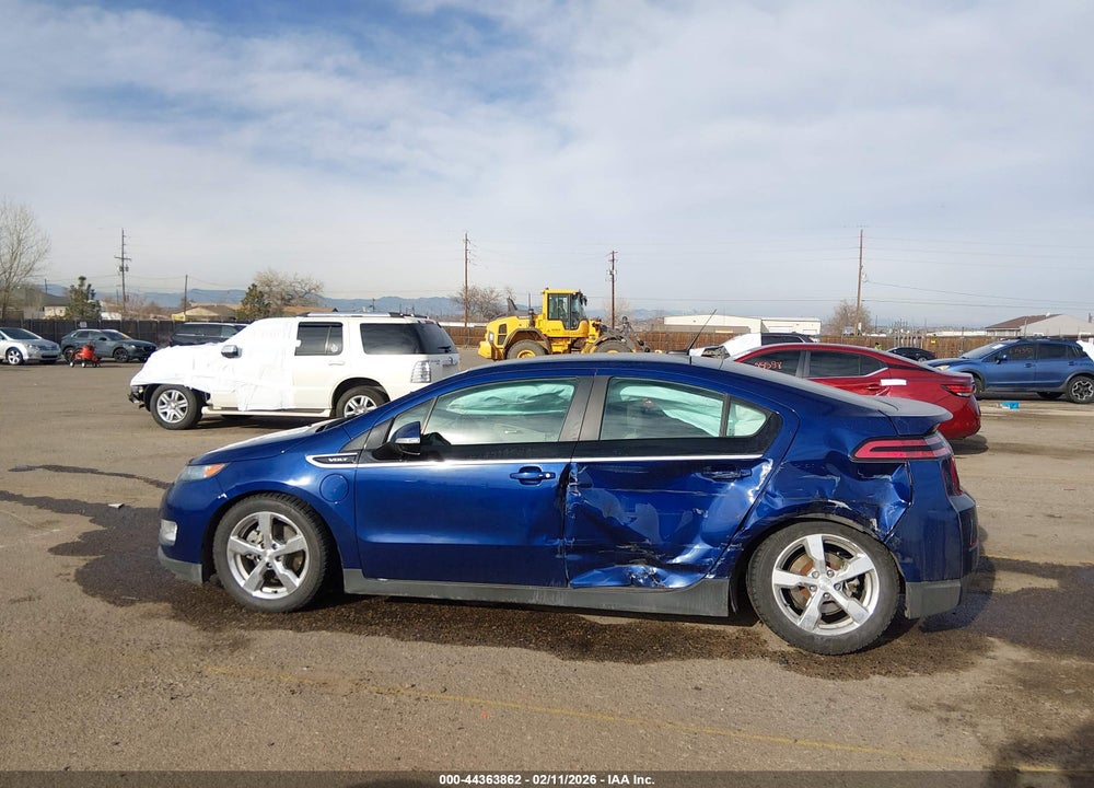 2013 CHEVROLET VOLT VIN: 1G1RB6E49DU120290