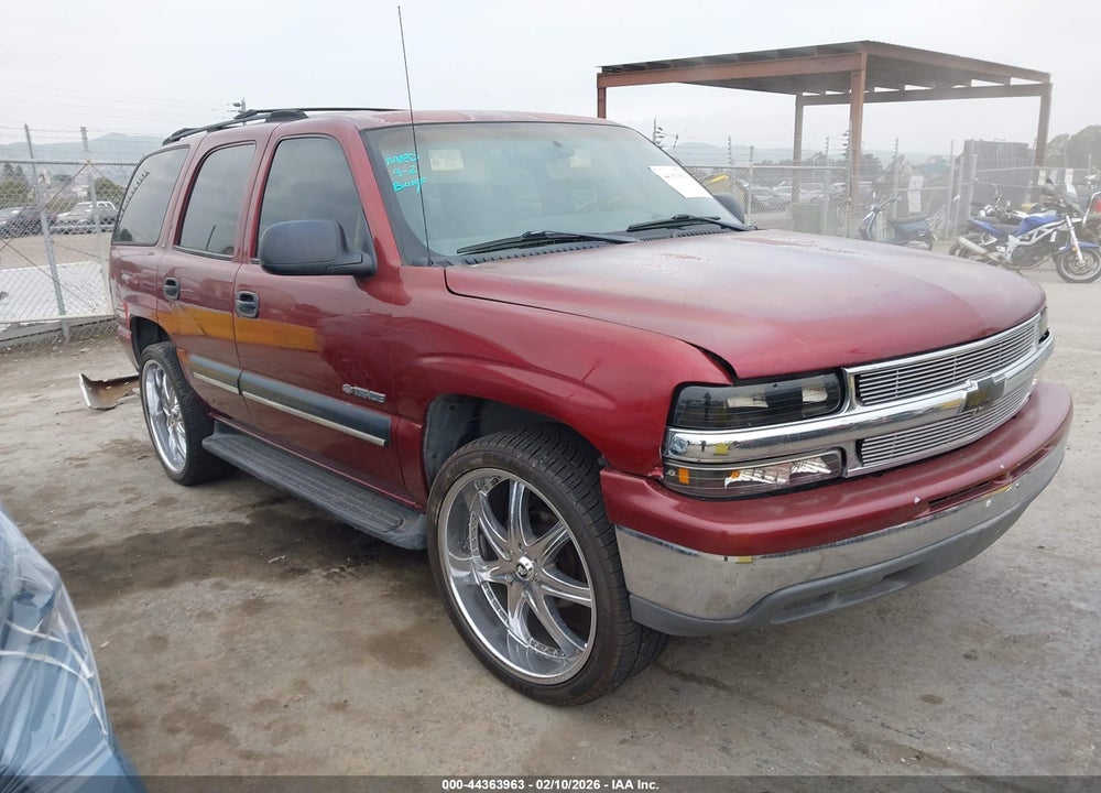 2001 CHEVROLET TAHOE LS VIN: 1GNEC13T31R203333
