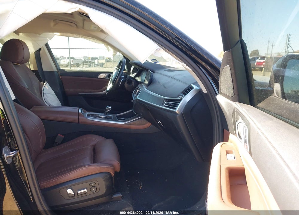 2022 BMW X7 XDRIVE40I VIN: 5UXCW2C03N9L05707