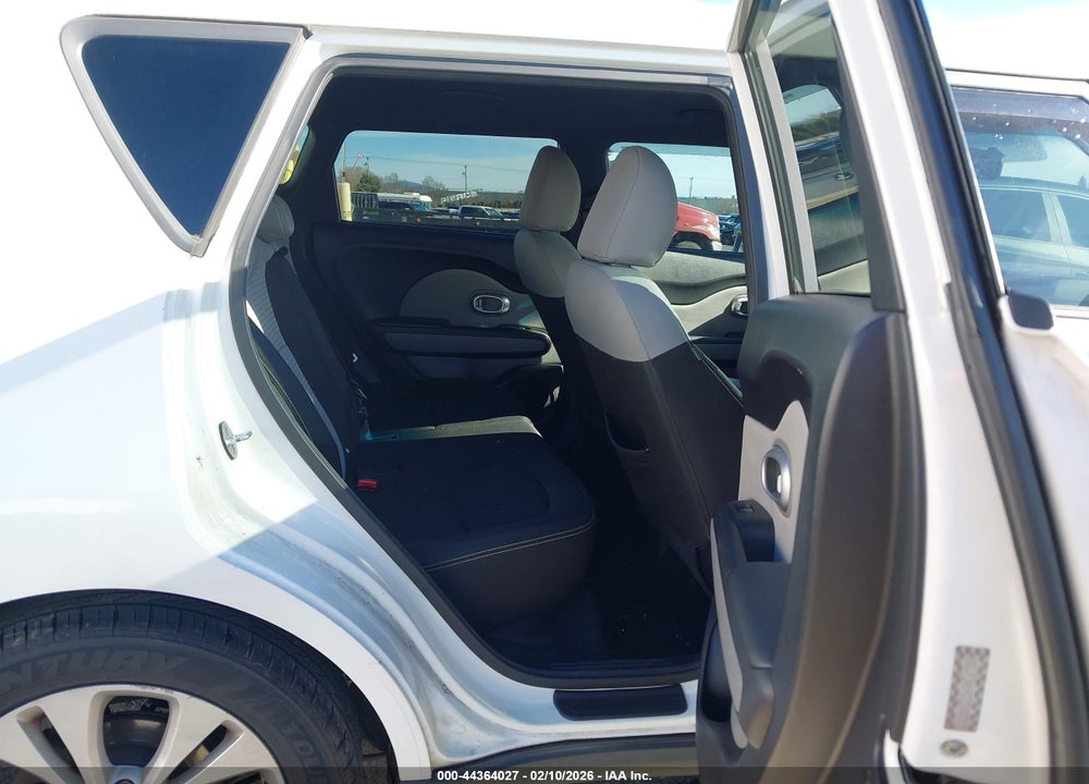 2016 KIA SOUL + VIN: KNDJP3A59G7259437