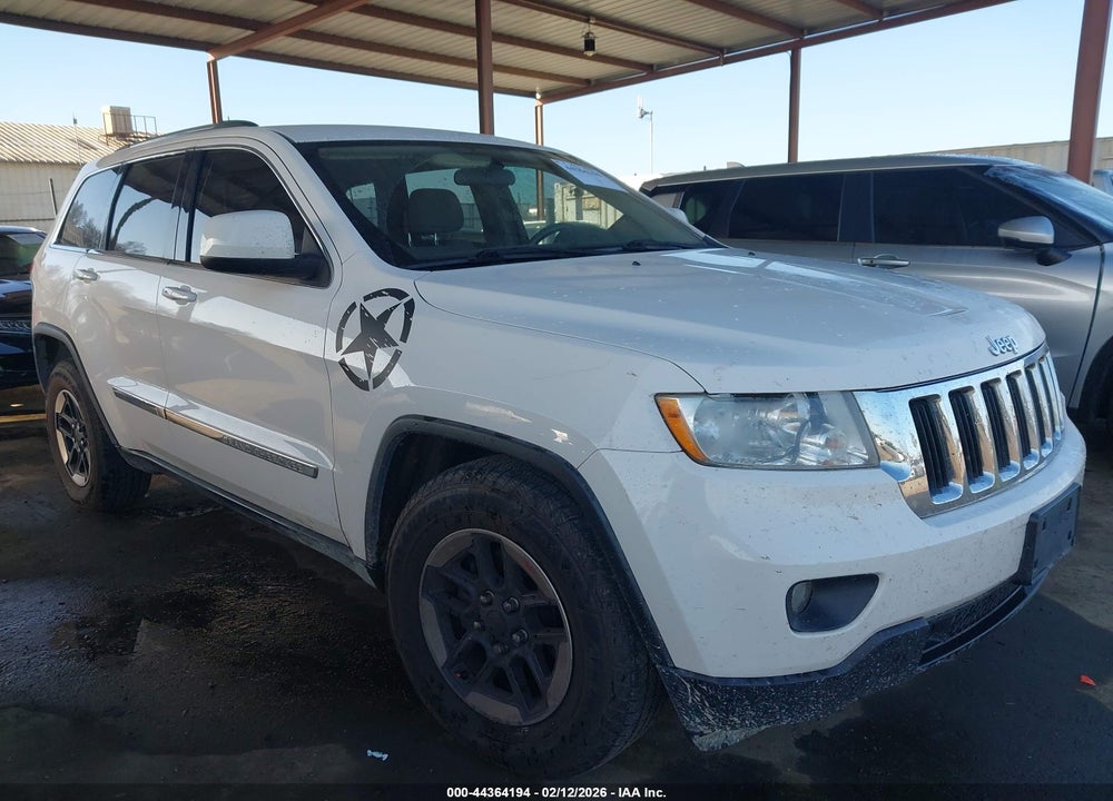 2011 JEEP GRAND CHEROKEE LAREDO VIN: 1J4RS4GG1BC569382