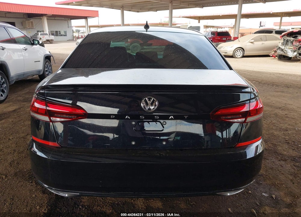 2021 VOLKSWAGEN PASSAT 2.0T R-LINE VIN: 1VWMA7A30MC014188