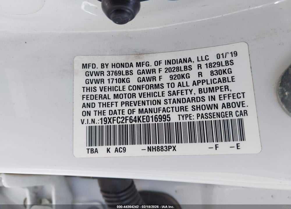 2019 HONDA CIVIC LX VIN: 19XFC2F64KE016995