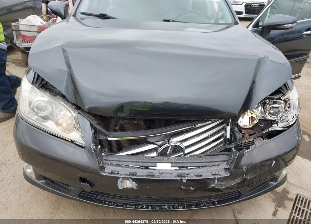 2010 LEXUS ES 350 VIN: JTHBK1EG0A2412325