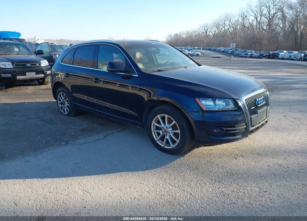 2011 AUDI Q5 2.0T PREMIUM VIN: WA1CFAFP1BA084438
