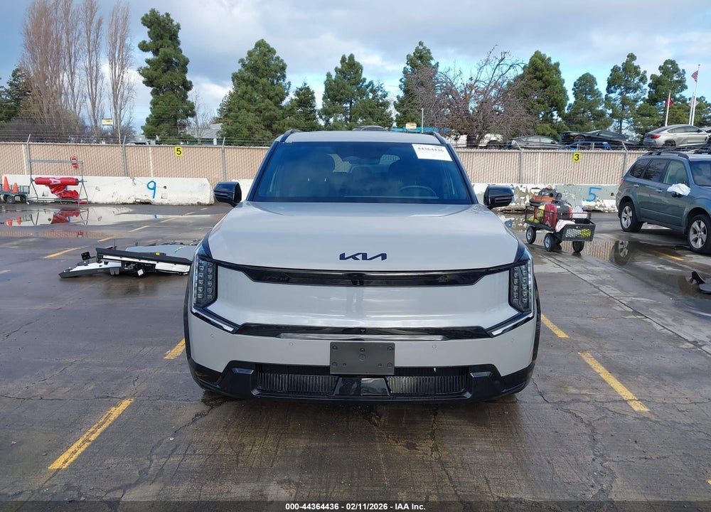 2026 KIA EV9 LAND VIN: 5XYADFS54TG013885