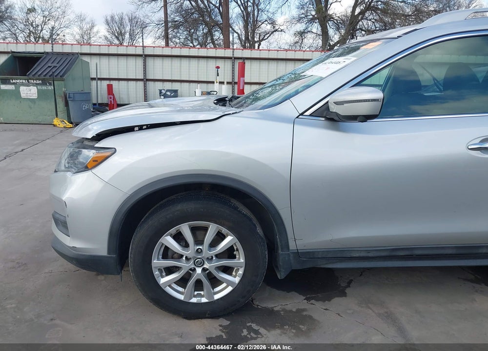 2017 NISSAN ROGUE SV VIN: 5N1AT2MV5HC736449