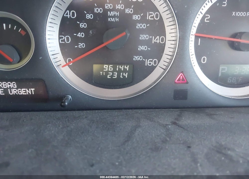 2013 VOLVO XC90 3.2 PLATINUM VIN: YV4952CZ5D1637879