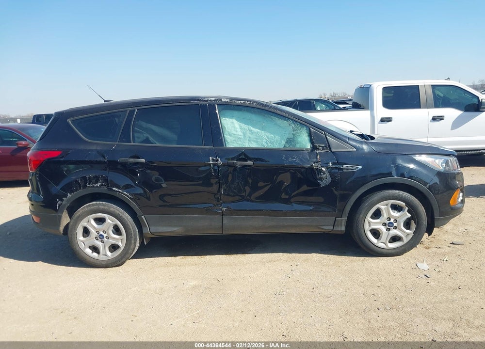 2019 FORD ESCAPE S VIN: 1FMCU0F7XKUC09811