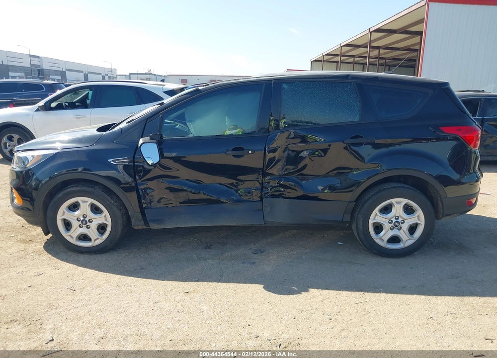 2019 FORD ESCAPE S VIN: 1FMCU0F7XKUC09811